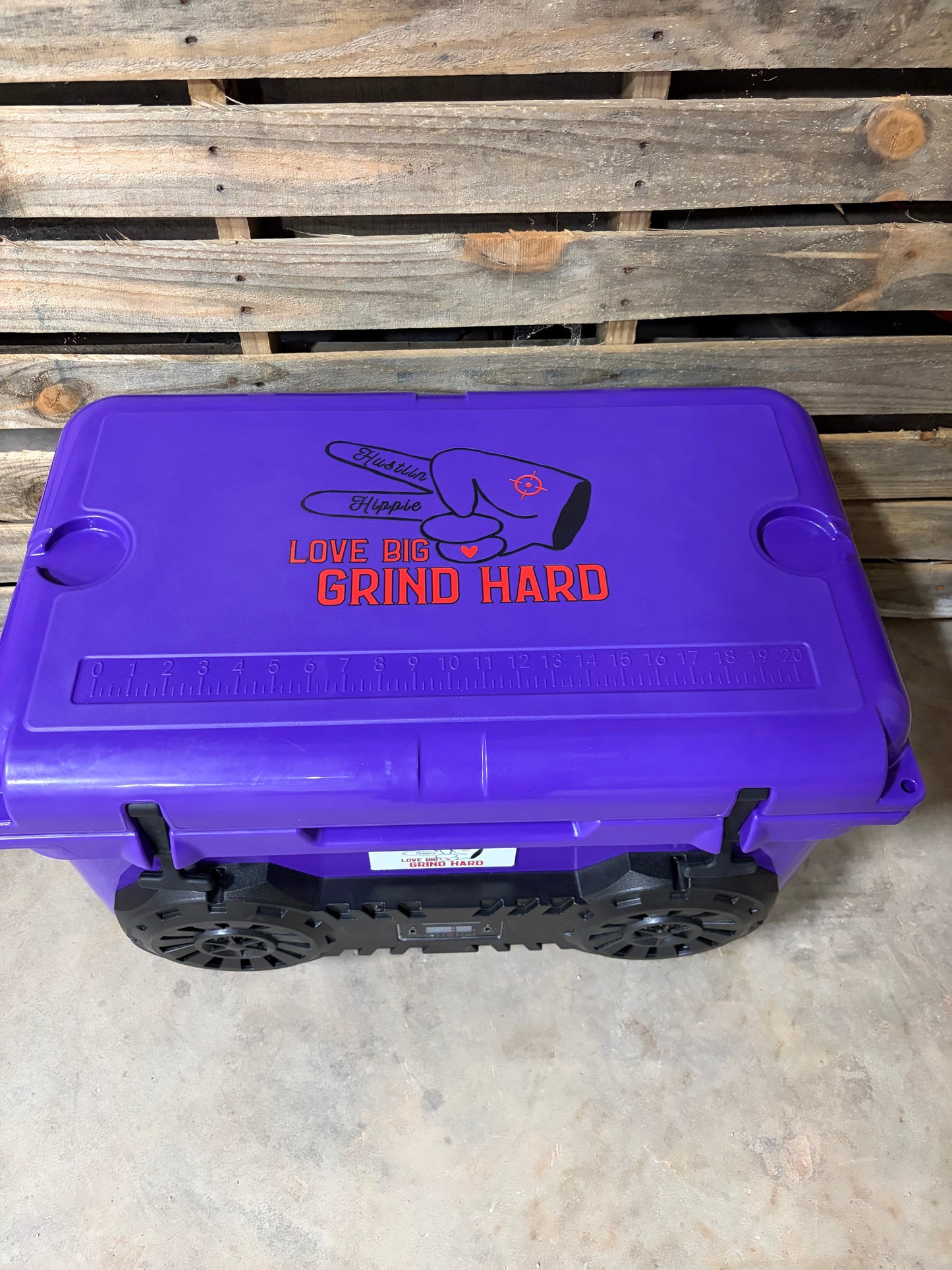 Hound Boxx- "Coldest Boxx on the Market"